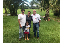 Visita Fazenda Gir Leiteiro e Girolando Transol, amigos Pedro Otoniel, Clélia e Mariana